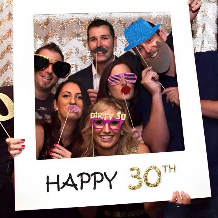 Photo Booth 18   25   30