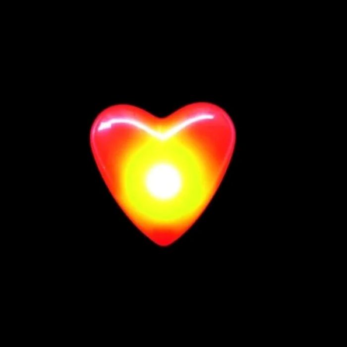 Rød Blinkende Led Hjerte Badge