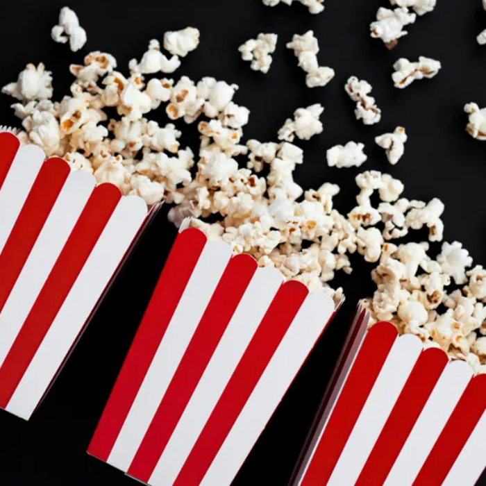 Røde og Hvide Stribede Popcornbægre - 6 stk. Tilbud!