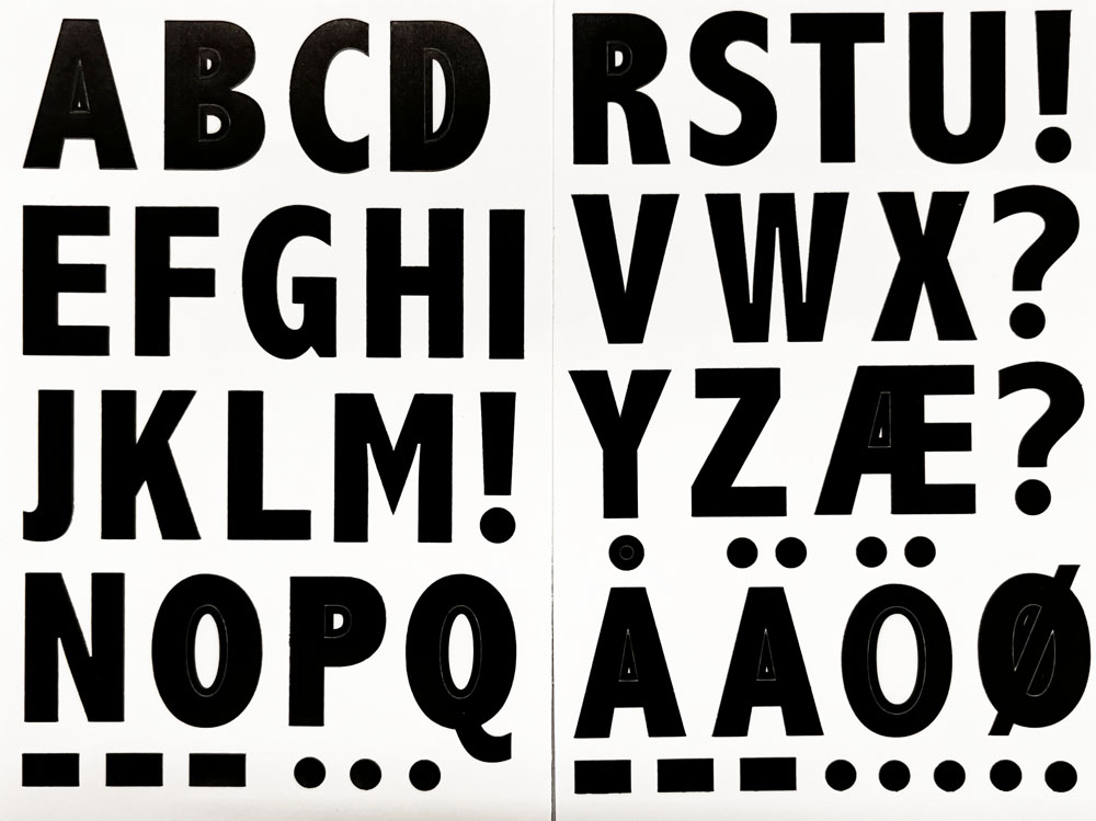 Sorte Bogstav Stickers - Kreativ Udsmykning til Projekter